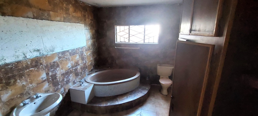 13 Bedroom Property for Sale in Bloemspruit Free State